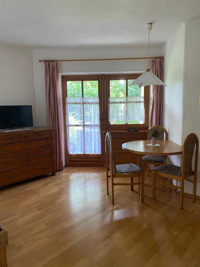 Platzlhof Apartment Appiano Sulla Strada Del Vino Bagian luar foto